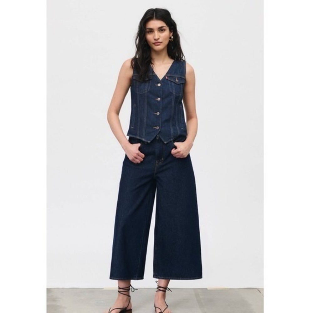 Levis XL Culotte Dark Wash Jeans 27 NWT